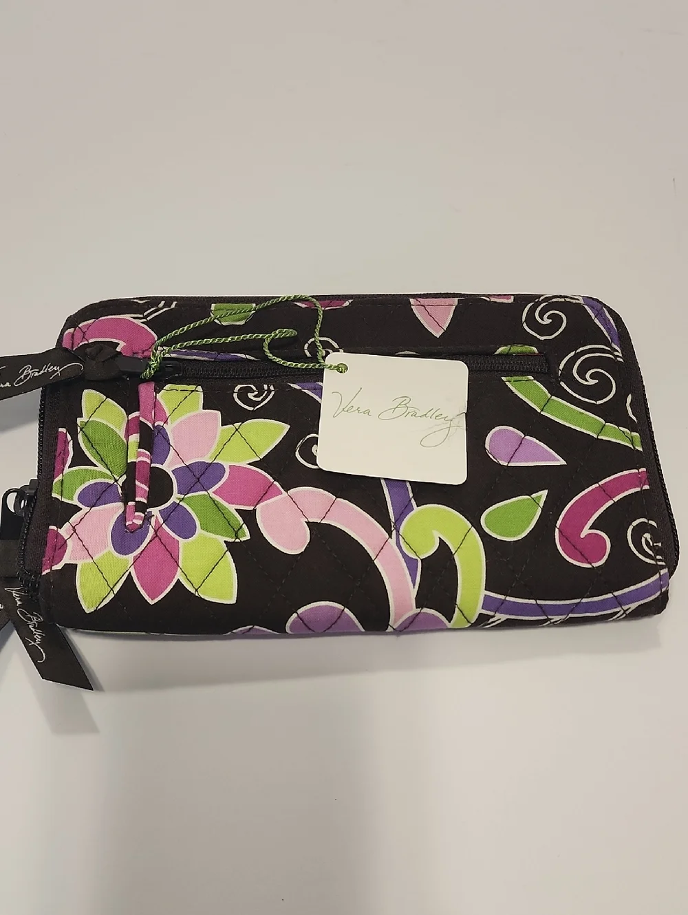 Vera Bradley Quilted Floral Zip Wallet  Pink & Purple Flowers - Picture 2 of 6